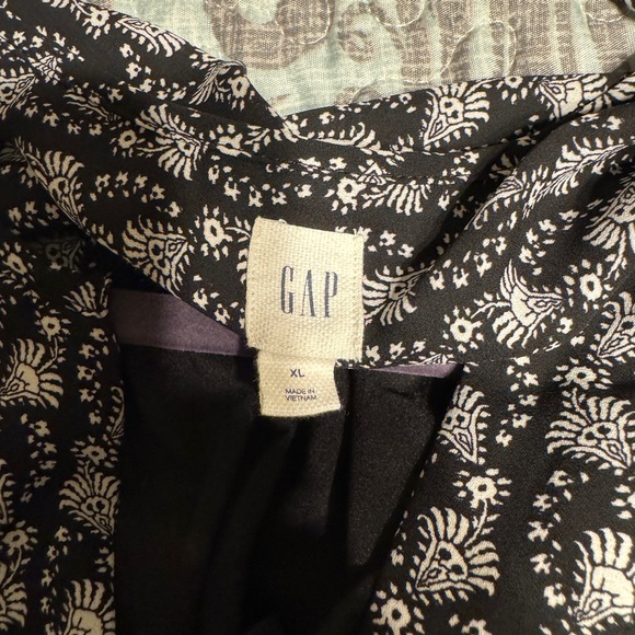 Fully Lined Sleeveless Black and White Printed Dress - Picture 6 of 6